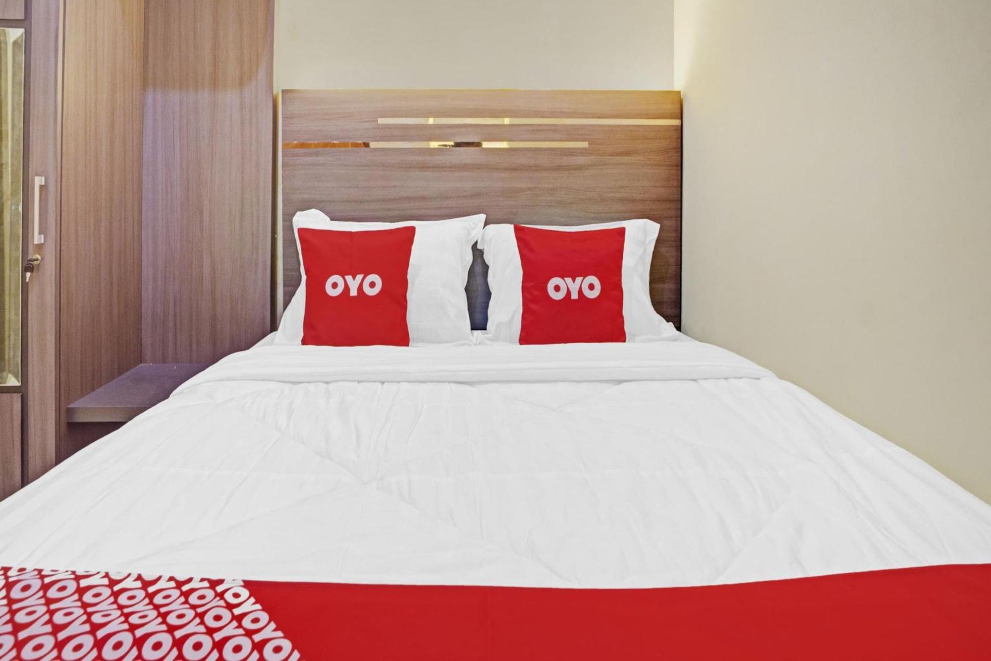 Oyo Life 90737 Losmen Aini Syariah Batu  Dış mekan fotoğraf